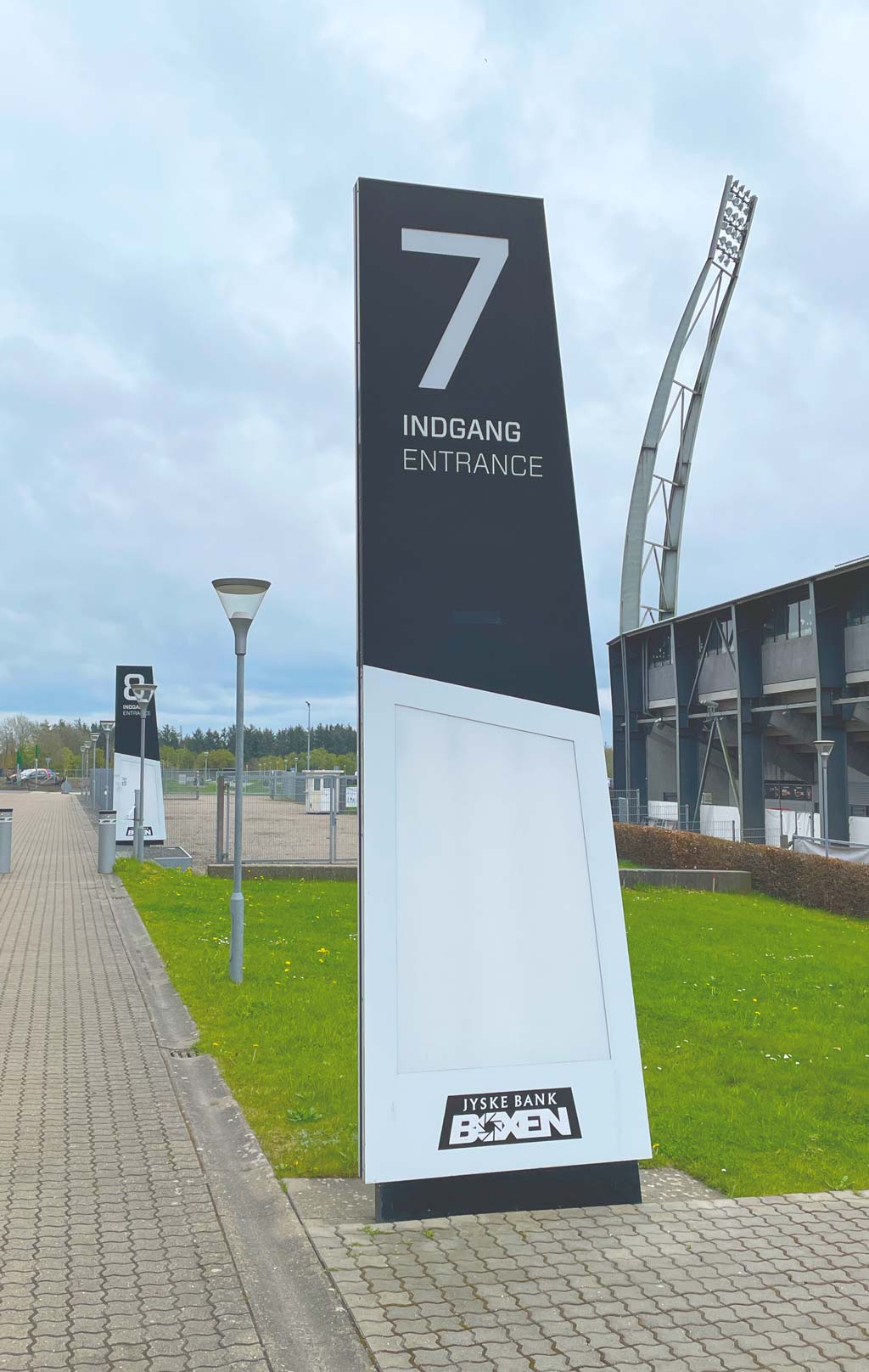 Speciallavet skiltning og wayfinding med lys